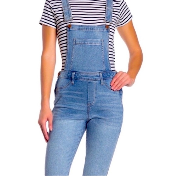 30% OFF BUNDLES! BLANKNYC SKINNY OVERALLS JUMPSUIT